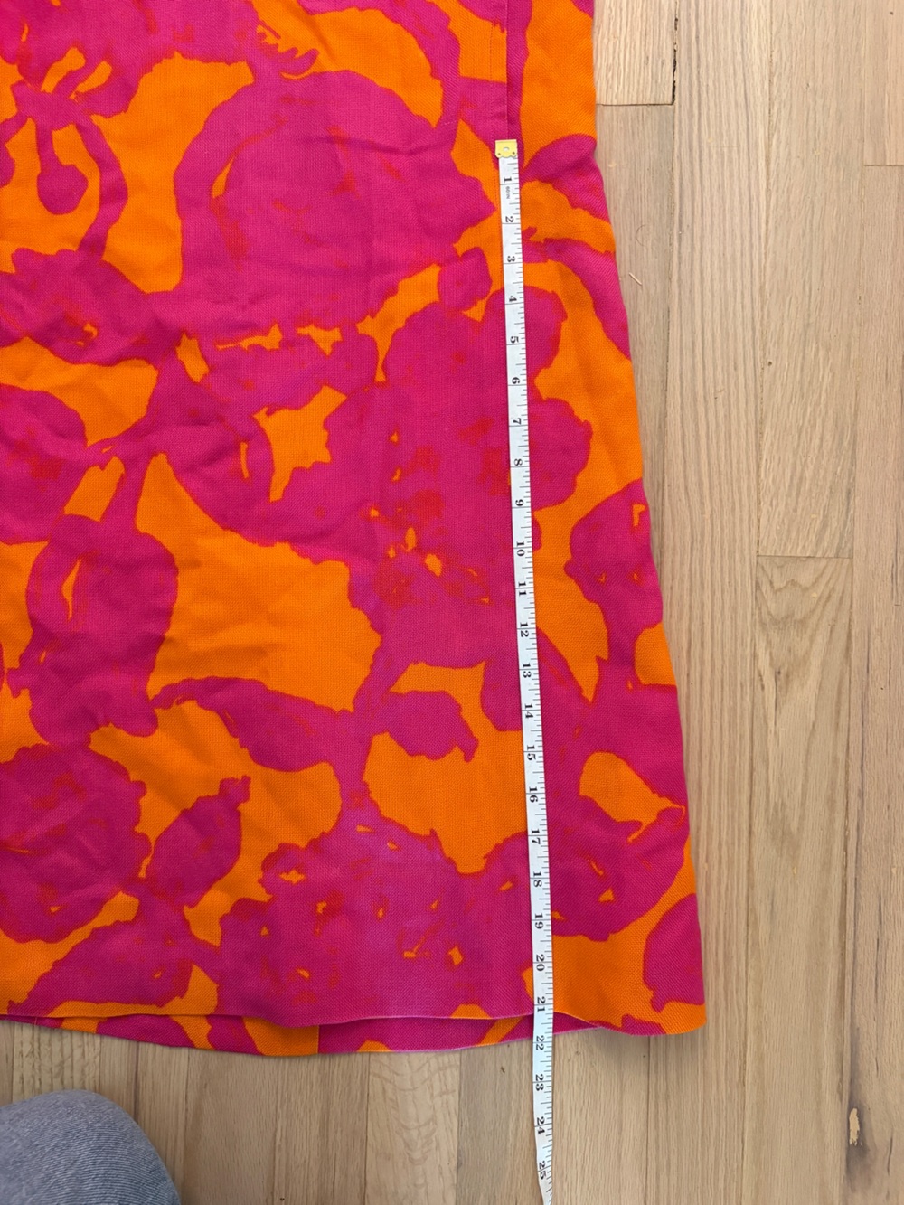 Palm Springs Vibrant Pink & Orange Abstract Shift Dress - Picture 7 of 9